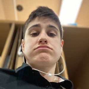 Meet your Posher, Becca